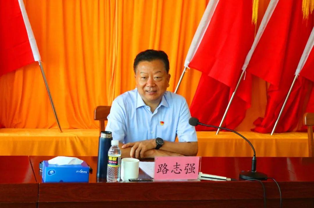 阳光悠然，海南绿野仙踪的生活画卷